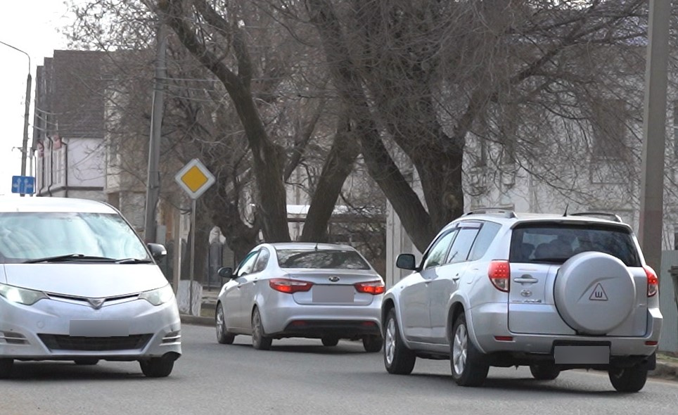 Более тысячи водителей оштрафовали в Павлодаре за опасные маневры