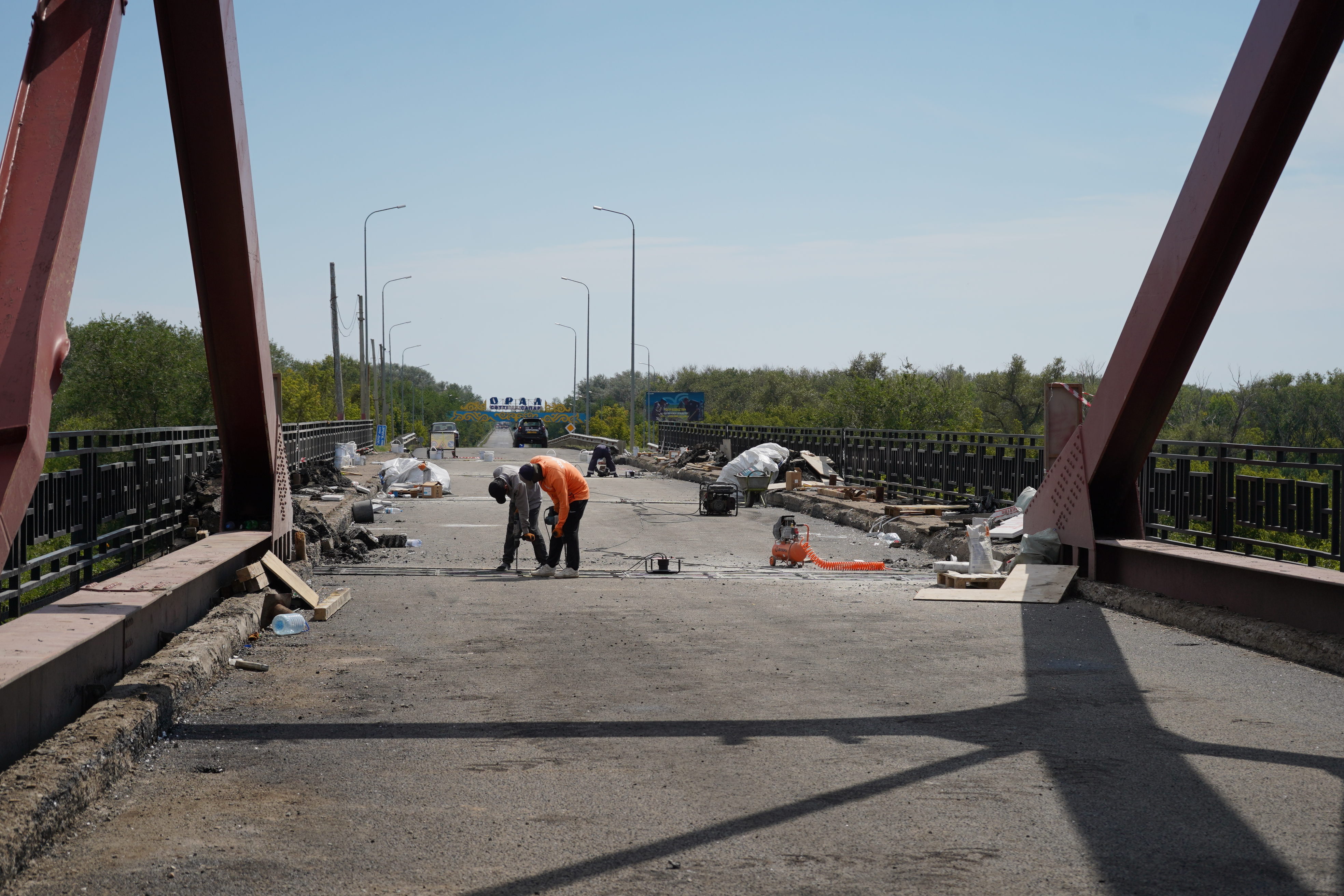 Мост откроют, но работы продолжатся — АО «НК «КазАвтоЖол» о ремонте в Уральске 📷