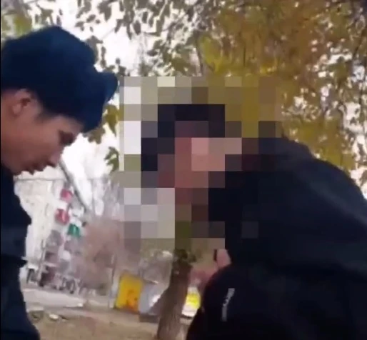 18-летнего жителя Уральска задержали с пакетиками белого порошка