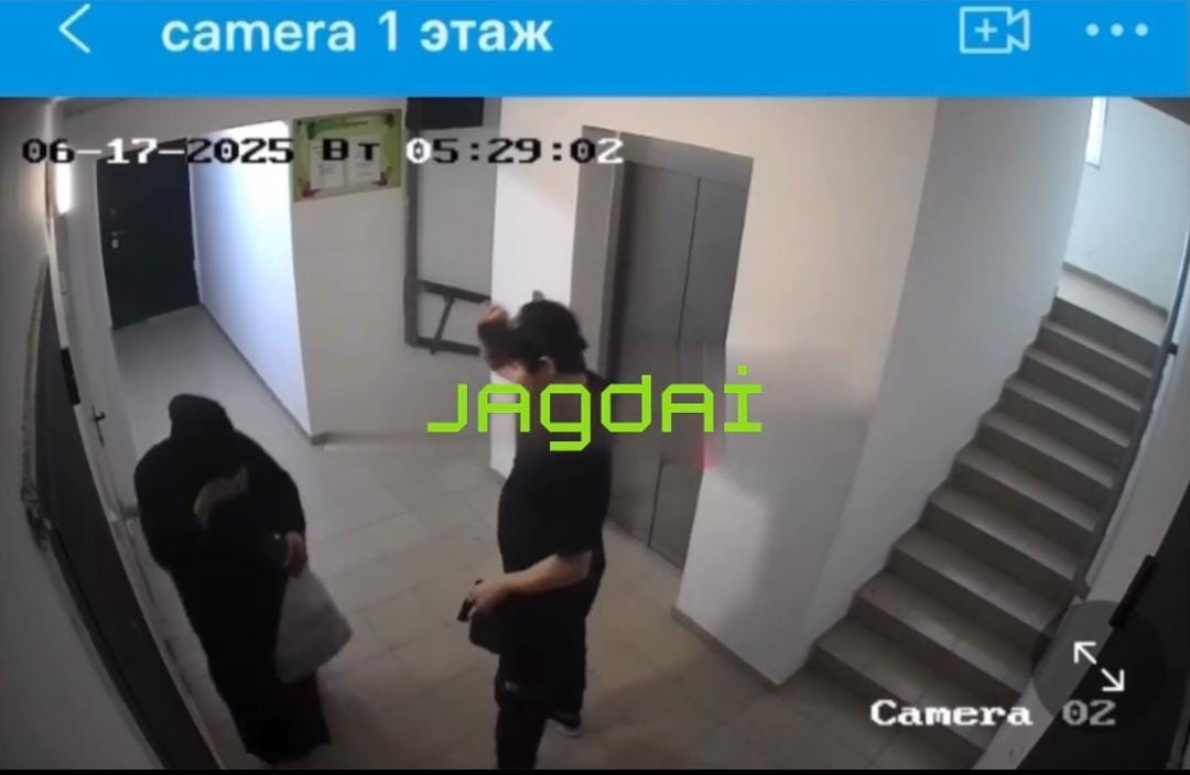 Очередное избиение девушки попало на видео в Атырау