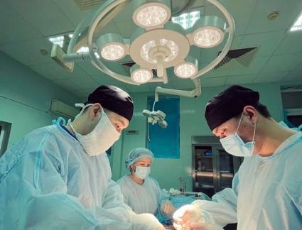 В Атырау трёхмесячному ребёнку провели операцию на мозг