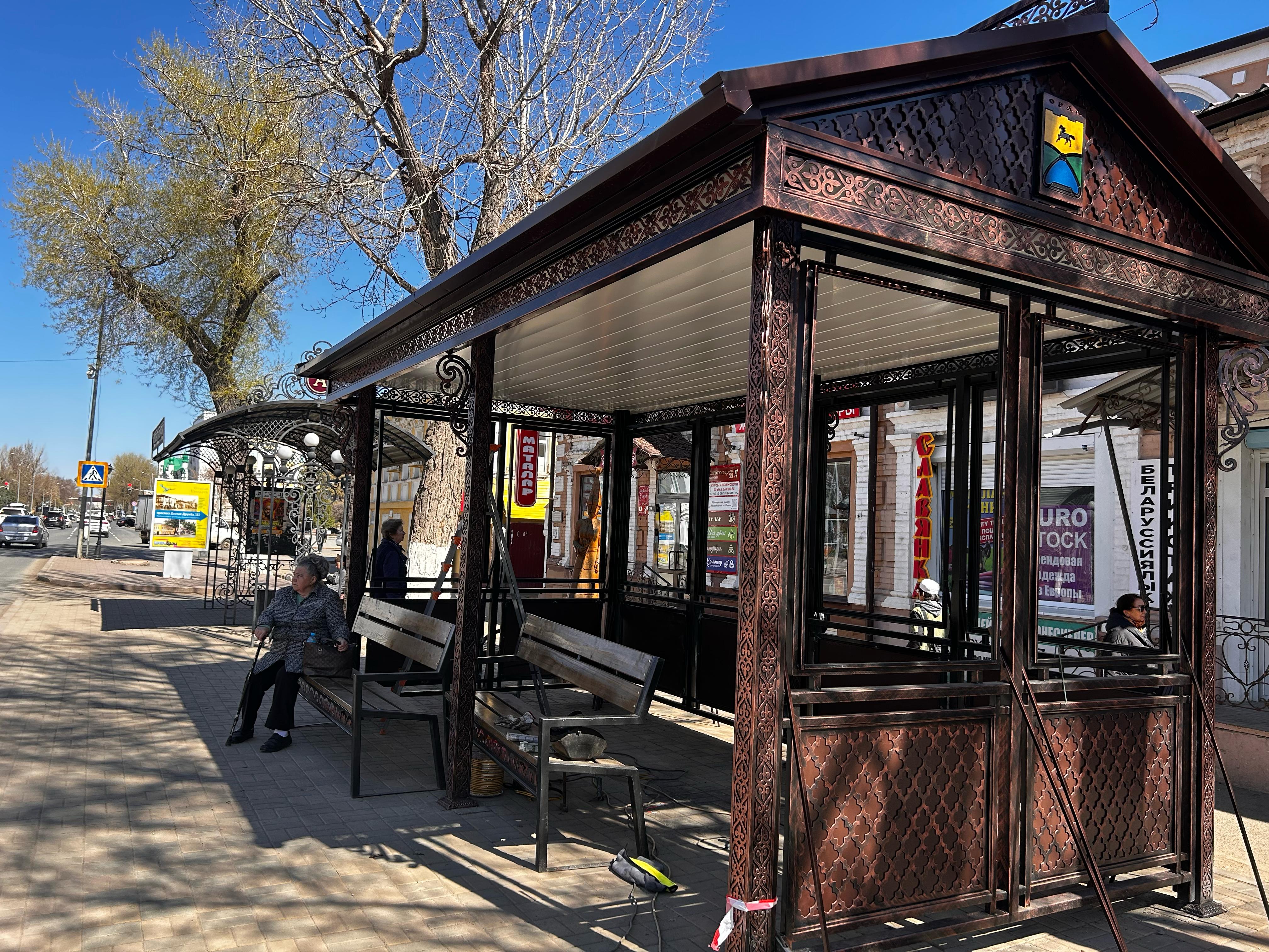 Оралда темірден жасалған 19 аялдама орнатылады