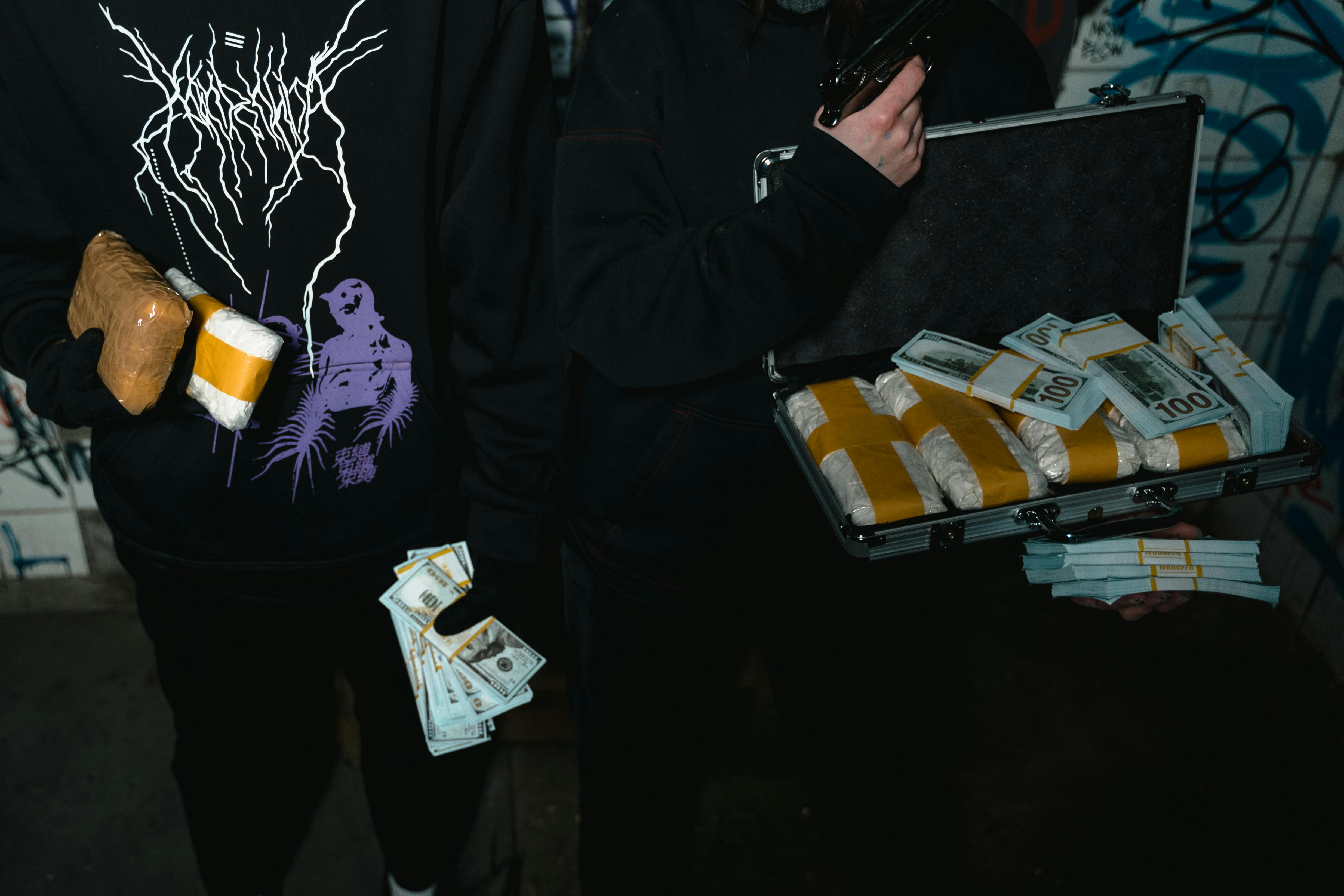 Снизить возраст наказания за наркопреступления планируют в Казахстане