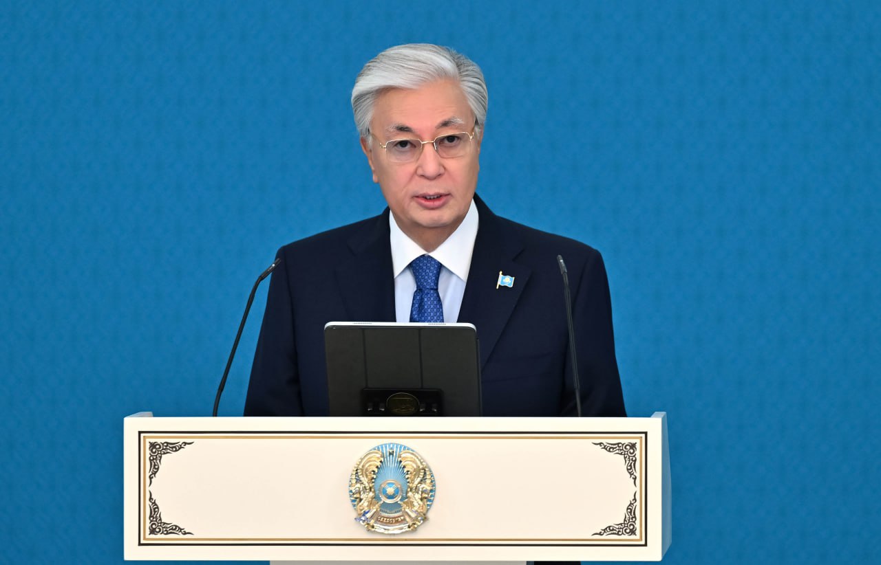 Токаев запустил вторую линию железной дороги Достык – Мойынты