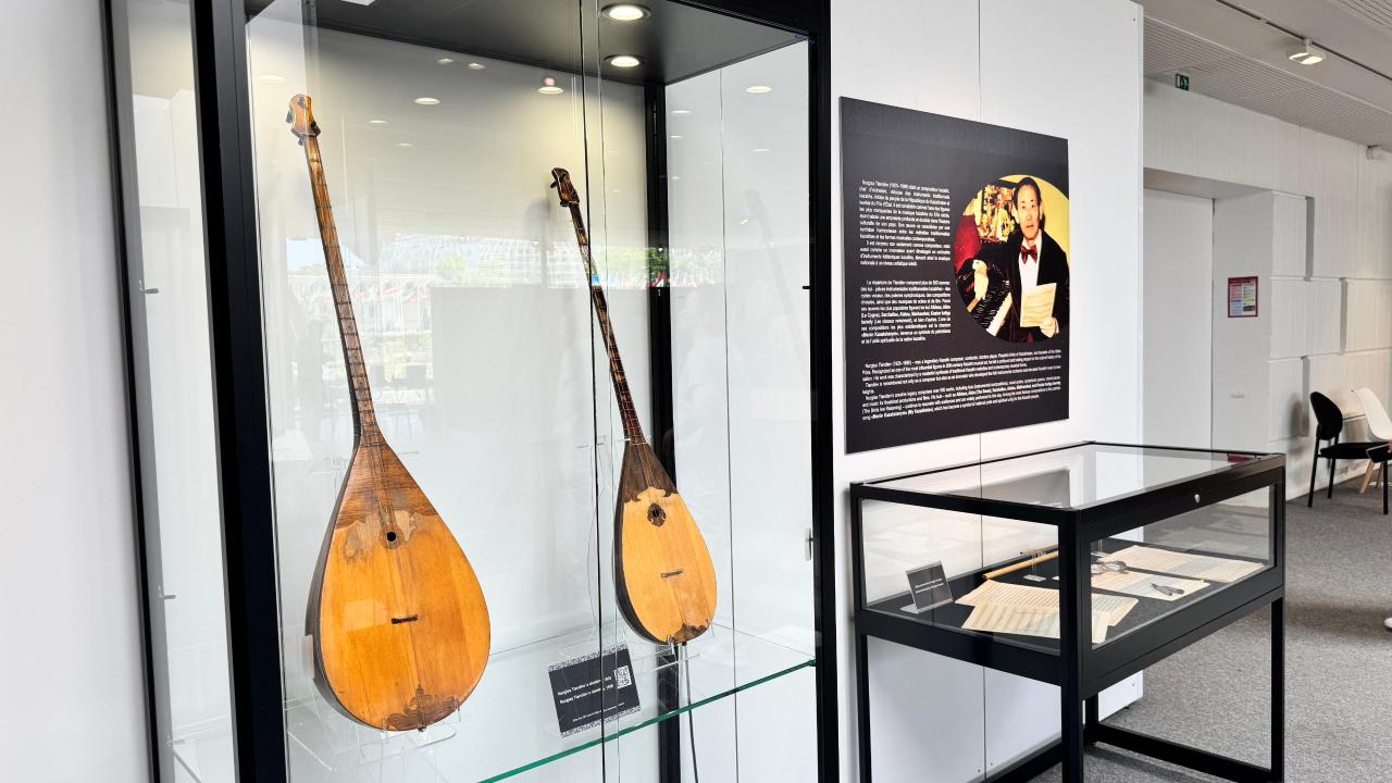 Парижде Нұрғиса Тілендиевке арналған көрме ашылды