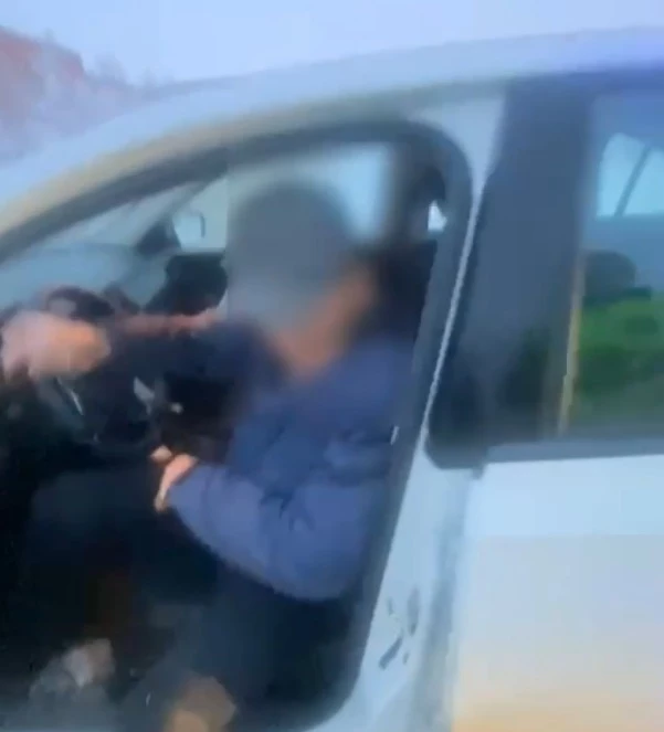 Нетрезвый водитель чуть не сбил пешеходов в Уральске