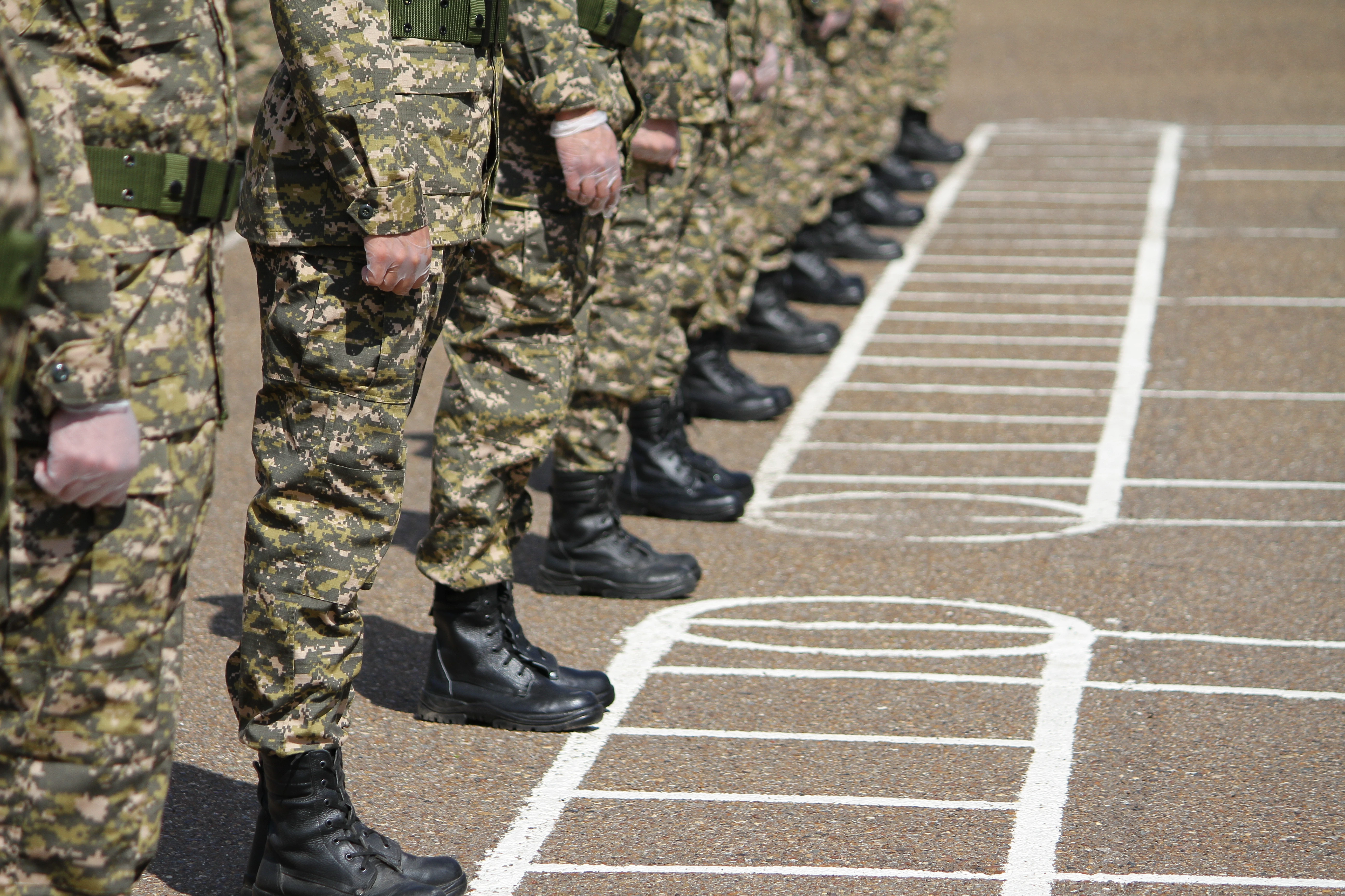 Курсанта душили на камеру в военной школе Казахстана