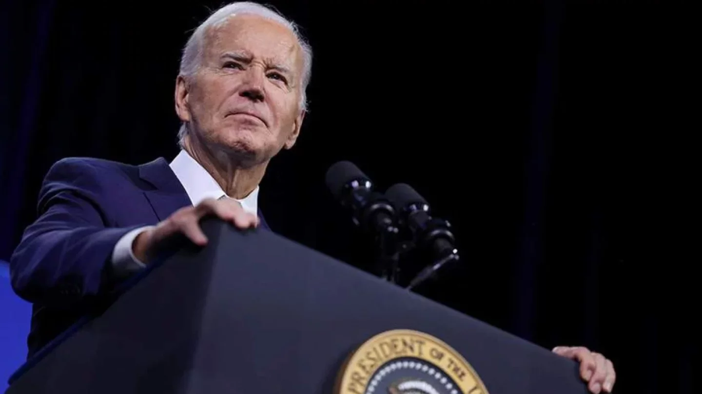 Джо Байден объявил о завершении участия в президентской гонке