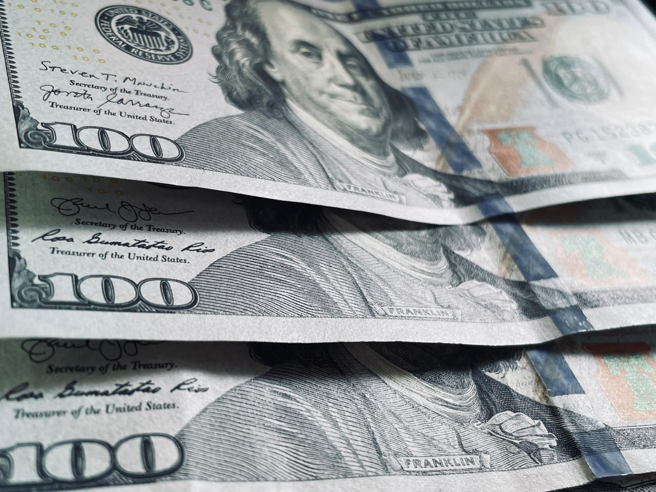 Сколько долларовых миллионеров живет в Казахстане