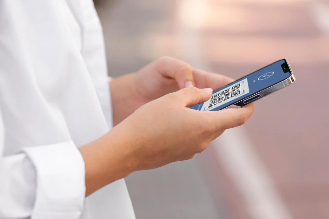 FaceID и QR-код: как минздрав РК борется с приписками медуслуг