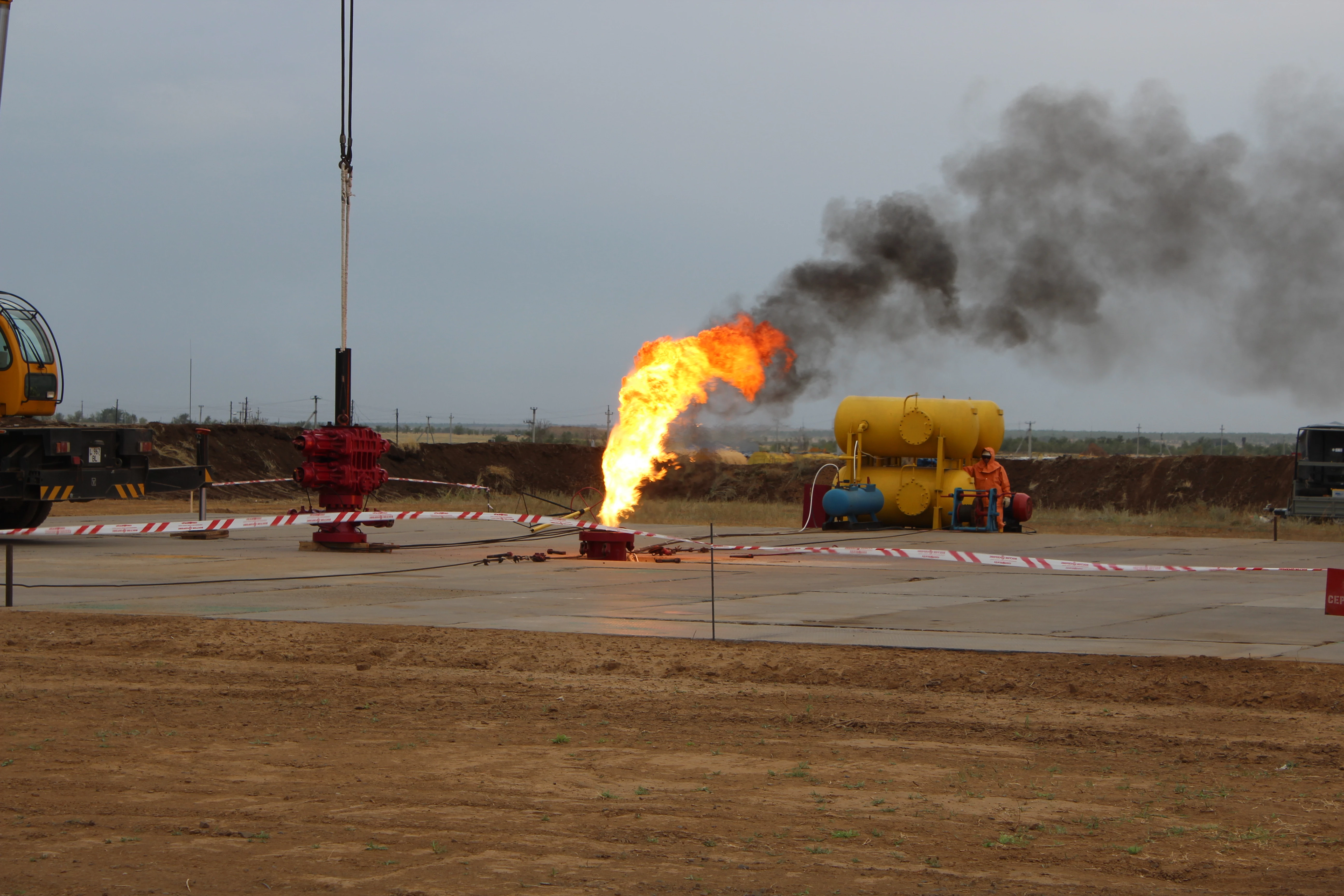 Почти 40 млн тенге собрали жительницы Актобе у желающих трудоустроиться в нефтяную компанию