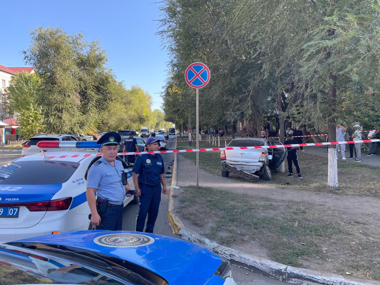 Две иномарки столкнулись в центре Уральска