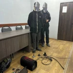 Двое мужчин обворовывали авто в Уральске