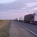 24 км очереди из фур: водители большегрузов жалуются на работу поста «Сырым» в ЗКО