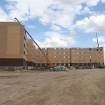 Пять многоэтажных домов построили в микрорайоне Акжайык в Уральске