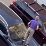 В Атырау пьяный мужчина залез на крышу EXEED и помял её