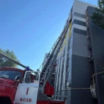 Пожар произошёл в многоэтажке Уральска