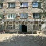Один туалет на 12 комнат: как живут в общежитии Уральска