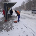 Более восьми тысяч кубометров снега вывезли из Уральска за день