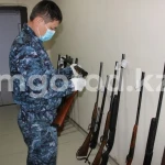 Незаконно хранившееся у жителя ЗКО ружье передали в собственность государства