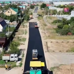 Дороги на пяти улицах ремонтируют в микрорайоне Уральска