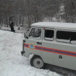 Мужчина на снегоходе провалился под лёд в ЗКО