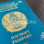 Казахстанцев просят покинуть Украину
