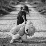 Жителя Атырауской области судят за убийство и изнасилование 7-летней девочки