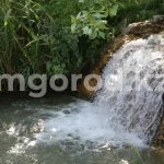 Как выглядит самый маленький водопад в мире