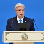 Токаев поздравил казахстанцев с Днем единства народа