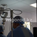 Девять уникальных операций провели в Уральске за два дня