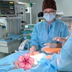 Новорождённому казахстанцу весом 1500 грамм установили кардиостимулятор