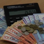 Кому положена адресная социальная помощь в Казахстане