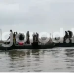 В Актюбинской области для переправы через реку Уил запустили военный понтон