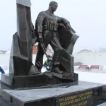 Житель Уральска подал в суд на акимат из-за установки памятника на его участке