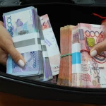 Жена главы филиала вуза в Актобе собирала с абитуриентов деньги и тратила на себя