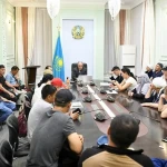 Аким ЗКО встретился с пострадавшими от паводка дачниками