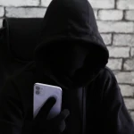 Қазақстанда сталкингті алғаш жасағандар 50 тәулікке қамалады