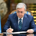 Токаев внес изменения в закон об управлении многоквартирными домами