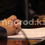 Чиновника из ЗКО осудили на незаконную выдачу 40 гектаров земли