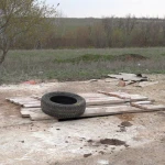В селе ЗКО не могут построить дома из-за скотомогильника