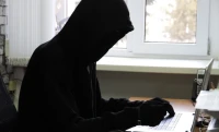 Мошенники начали представляться учителями и звонить школьникам