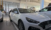 Житель Уральска пытается вернуть купленный в салоне автомобиль