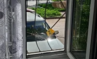 В Уральске грабители отогнули решетку на окнах и похитили ноутбук