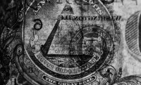 Маңғыстауда қаржы пирамидасын құрған адам салымшылар қаражатының 2 млрд теңгесін казина салған
