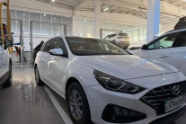 Житель Уральска пытается вернуть купленный в салоне автомобиль