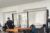 В Актобе начался суд над целительницей, оформлявшей кредиты на своих «пациентов»
