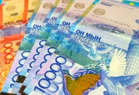 423 тысячи тенге составил размер средней зарплаты в Казахстане