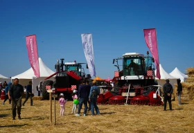 Техника, которой доверяют: лучшие аграрные решения Rostselmash на AGROFEST