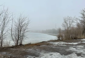 Уровень воды в Урале начал медленно снижаться